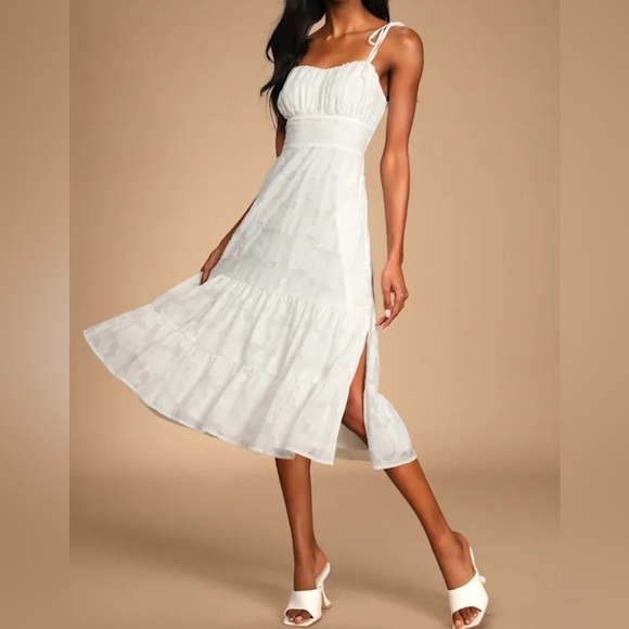 Lulus Dresses & Skirts - Lulus Sweet Sentiments White Jacquard Tiered Midi Dress Women’s Large NWT